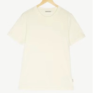 Camiseta de Moda Masculina de Primera Calidad con Tela de Algodón Ligera, Ajuste Cómodo y Elementos de Diseño Contemporáneos - Product Image 4