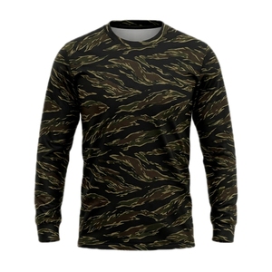 Camiseta de Caza Floral de Manga Larga Unisex de Alta Calidad, Transpirable, Impermeable, Cortavientos, de Tejido Soft Shell de Poliéster/Algodón para Invierno - Product Image 3