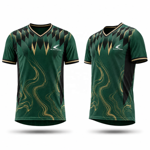 Maillot de football personnalisé sublimé pour homme, col en V, manches courtes, en polyester, avec technologie anti-transpiration et coupe athlétique - Product Image 2