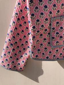 เสื้อแจ็คเก็ตผู้หญิงลายดอกไม้สไตล์โบฮีเมียนทำมือจากผ้าฝ้ายเย็บลายพิมพ์ลายบล็อกพร้อมเชือกผูกปิดด้านหน้าแบบดิบ - Product Image 6