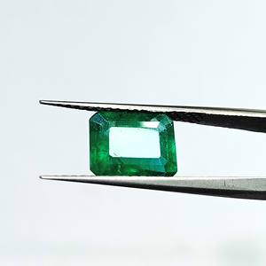 มรกตสีเขียวทรงแปดเหลี่ยม 3.57 กะรัต จากแซมเบีย พลอยหลวม - Product Image 2