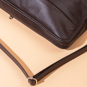 Sac pour ordinateur portable en cuir véritable de haute qualité, design moderne à bandoulière, grande capacité, portable, multi-couches, séchage rapide, multi-poches - Product Image 4