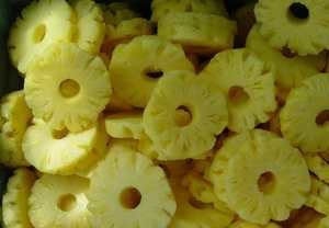 Blue Lotus Farms, l'usine de fruits tropicaux IQF, présente les morceaux de fruits d'ananas congelés les plus vendus en 2024 - Product Image 2