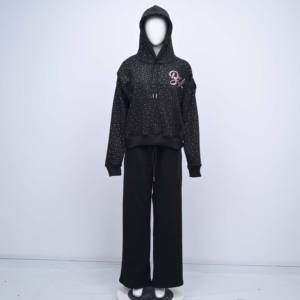 Ensemble survêtement homme taille haute imprimé intégral avec strass, sweat à capuche court et pantalon de survêtement évasé 500 GSM, vente en gros - Product Image 1