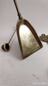 Vintage Metal Dust <b>Pan</b> & Broom Set - Bratz Decorative Wall Hanging - Product Image 5