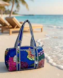 Bolso de Viaje Acolchado Floral de Algodón con Cremallera, Ligero, de Gran Capacidad, Tipo Duffel, Estampado, para Fin de Semana, Personalizable para Reventa - Product Image 1