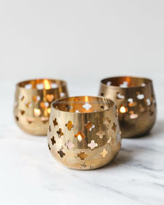 Round inimal Metal <b>Tealight</b> <b>Holder</b> - Smooth Brass <b>Tealight</b> and Candle Stand Indian Manufacturer Direct - Product Image 4
