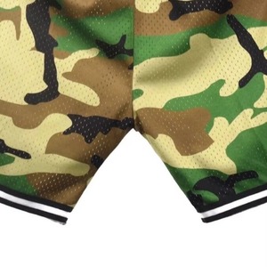 Pantalones Cortos Personalizados para Hombre con Borde Crudo, 100% Poliéster, Impermeables, Antiarrugas, Transpirables, para Correr, con Bordado - Product Image 4