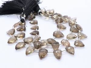 Perles de quartz fumé naturel facettées en forme de triangle 8x11-9x13 MM, perles de pierres précieuses en forme de nœud de 8 pouces, perles fantaisie en quartz fumé - Product Image 2