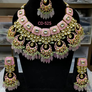 Collier choker indien classique pour femme, pour mariage, fiançailles, anniversaire, fête, vert, cristal traditionnel, Kundan, fausse perle, alliage d'or, cadeau - Product Image 1