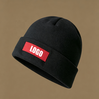 Bonnet tricoté élastique très populaire, haute qualité, pour femmes et hommes, hiver, décontracté, chaud, avec revers et logo brodé
