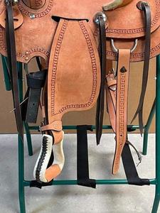 Selle de cheval de Western en cuir véritable avec rembourrage et punaise Selles équestres confortables pour l'équitation et le rodéo - Product Image 6