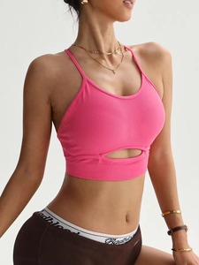 Soutien-gorge de sport sans couture torsadé sur le devant pour femme, nouvelle tendance, vente en gros personnalisée, maintien élevé, dos ouvert à bretelles, pour yoga et entraînement - Product Image 3