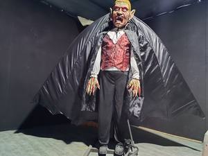 Zombie animatronique de <span class=keywords><strong>maison</strong></span> <span class=keywords><strong>hantée</strong></span> à la main avec mouvements personnalisables pour les attractions effrayantes - Product Image 3