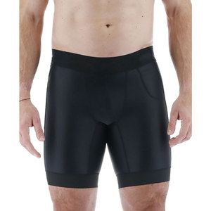 Maillots de bain à séchage rapide conçus pour les sports nautiques, offrant un soutien flexible pour les mouvements et un confort durable. - Product Image 1