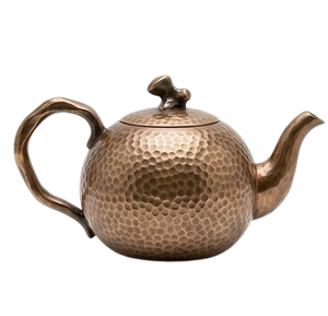 Théière en cuivre martelé vintage avec couvercle floral et poignée torsadée – Idées de coffrets cadeaux uniques pour café et thé - Product Image 2