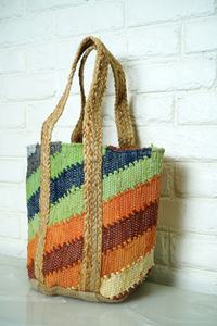 Sac fourre-tout bandoulière en coton tressé multicolore personnalisé pour femme, style bohème tendance 2026, fait main, avant-gardiste - Product Image 2