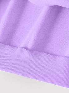 Sudadera con Capucha Morada Personalizada, Cuello en V, Manga Larga, Forro Polar, Estilo Casual Urbano con Logotipo Frontal - Product Image 6