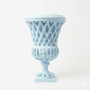Urnes de jardin classiques en métal blanc avec motif en treillis pour la décoration intérieure et extérieure du jardin, jardinières pour fleurs - Product Image 4