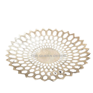 Newly Designed Aluminum Metal Unique Shaped Silver Finished Hammered Texture Free Home Decorative Bowl - Product Image 2