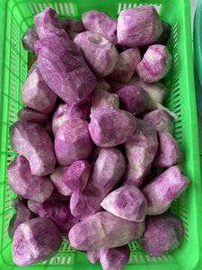 มันม่วงแช่แข็ง IQF รูปแบบหั่นเป็นชิ้น กระบวนการแช่แข็งแบบ IQF ปริมาณ 100% สำหรับการผลิตอาหาร บรรจุภัณฑ์สุญญากาศแบบเป็นชุด สีธรรมชาติ เนื้อเนียน - Product Image 1