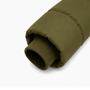 Parka para Mujer para Clima Frío con Capucha, Cintura Ajustable y Tela Impermeable Resistente para Comodidad Diaria - Product Image 4
