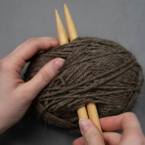 Fournisseur de fil de jute naturel du Bangladesh – Fil écologique de haute qualité pour la tapisserie, les tapis et l'industrie textile - Product Image 1