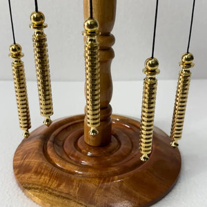 Pendentif Isis 16 anneaux en laiton poli fait main, outil de radiesthésie égyptien, divination, équilibrage des chakras, guérison énergétique, avec velours offert - Product Image 5