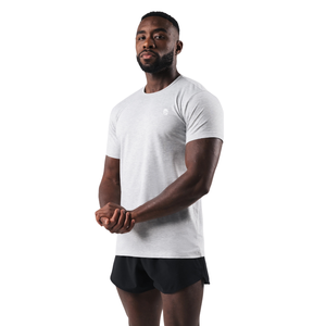 Chemise à manches courtes pour homme en coton gris chiné confortable et de qualité supérieure, idéale pour les tenues décontractées, la gym et les vêtements de sport tendance, vente en gros - Product Image 3