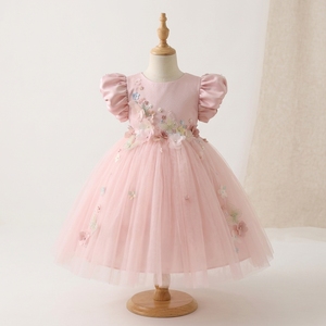 Vestido de Princesa con Flores y Mariposas en Color Rosa Pálido, Mangas Abullonadas, Hecho a Mano, con Tul Floral 3D, para Fiestas de Cumpleaños de Niñas - Product Image 4