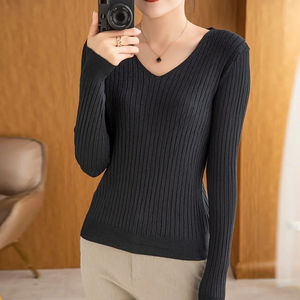 เสื้อแจ็คเก็ตไหมพรมถักแบบสวมใส่สบายสำหรับผู้หญิง สไตล์วินเทจ แขนยาว ติดกระดุมแถวเดียว มีกระเป๋า  พร้อมโลโก้แบบกำหนดเองสำหรับฤดูหนาว - Product Image 6