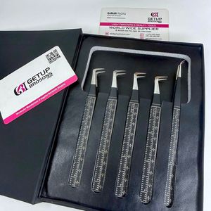 Pince à épiler GETUP BROSONS IMPEX en acier inoxydable à pointe lisse, revêtement noir, 90 Boot/Long 45, isolation argentée - Product Image 2