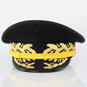 Gorra de Servicio Personalizada con Visera Ancha, Color Negro, con Insignia Bordada a Mano, 100% Algodón, Unisex - Product Image 1