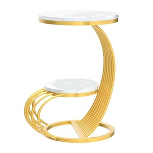 Table basse d'appoint ronde de style nordique en gros, plateau en dalle de roche blanc doré, meuble de chevet en MDF pour salon et coin canapé - Product Image 1