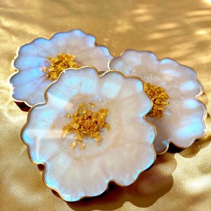 Luxury Resin Flower Shape <b>Coaster</b> Perfect For Elegant <b>Table</b> Styling Dining Areas Guest Serving Setup And Gifting Purpose - Product Image 2