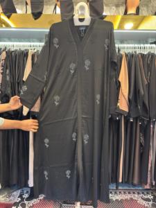 Vente flash - Nouvelle Abaya de Dubaï magnifique pour femmes, kaftan fait main, vêtements et accessoires islamiques traditionnels conçus pour les musulmanes - Product Image 6