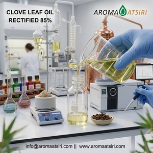 Aroma Atsiri Indonésie Eugénol Naturel (Huile de feuille de clou de girofle rectifiée à 85%) avec parfum phénolique doux pour la parfumerie - Product Image 2