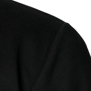 Chaqueta bomber moderna con forro suave y un estilo elegante. Perfecto para la moda urbana. - Product Image 5