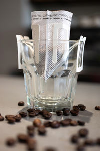 Café en grains entiers Dalakon Da Lat torréfaction moyenne de haute qualité, Arabica, sachet de 0,25 kg, vente en gros, caféiné, premium, acidulé, pour infusion. - Product Image 4