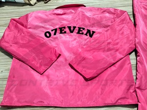 Ensemble deux pièces personnalisé pour homme 2026 : Survêtement coupe-vent avec short et veste zippée en nylon - Product Image 5