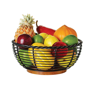 Cesta de Almacenamiento de Frutas de Alambre de Hierro Rústico con Base de Madera Maciza – Cesta de Almacenamiento de Productos con Borde de Alambre Trenzado para Mesa - Product Image 2