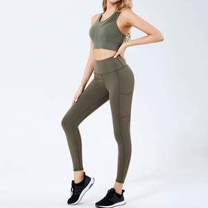 Conjunto Deportivo de Yoga para Mujer, Hecho a Medida, de Alta Calidad, en Nailon y Spandex, Compresión, Ropa Deportiva Activa, Sin Costuras - Product Image 3