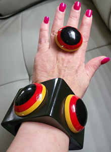 Gemelos y brazalete hechos a mano de resina de estilo Ángel Vintage para mujer, gemelos y brazaletes hechos a mano personalizados de alta gama de la India - Product Image 4