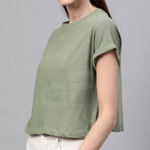T-shirt tendance pour femme, coupe courte et ample, tissu doux et confortable pour un style streetwear quotidien. - Product Image 2
