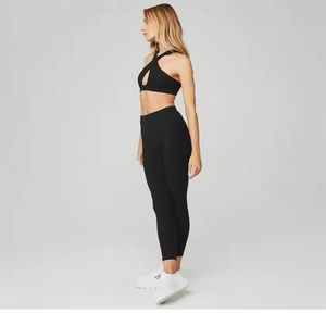 Ensemble de yoga noir 2 pièces, col halter, bretelles croisées, taille haute, sans couture, longueur intégrale, tenue de sport unie - Product Image 4