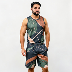 Conjunto deportivo de verano para hombre, camiseta sin mangas y pantalones cortos con estampado geométrico verde, cuello redondo, de poliéster tejido de secado rápido. - Product Image 4