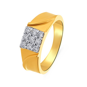 Anillo de Oro Amarillo de 18K con Racimo de Diamantes Cuadrados para Mujer, Banda Ancha, Engaste Invisible, Joyería Fina para Compromiso Nupcial - Product Image 1
