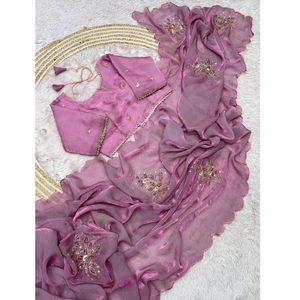 Sari de Diseño con Bordado Lila – Atuendo Tradicional para Fiestas para Mujer - Product Image 3