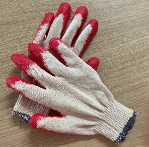 ถุงมือถักเคลือบไนไตรล์สีแดง แบบสวมได้ทั้งสองมือ สำหรับทำความสะอาดบ้านและป้องกัน - Product Image 3