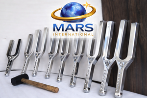 ส้อมเสียงจูนขนาดใหญ่ Mars Rinne ความถี่ 528Hz A432Hz ผลิตจากสแตนเลสเยอรมัน รับผลิตตามสั่ง (OEM) พร้อมไม้ตีเสียง รับประกัน 1 ปี - Product Image 1